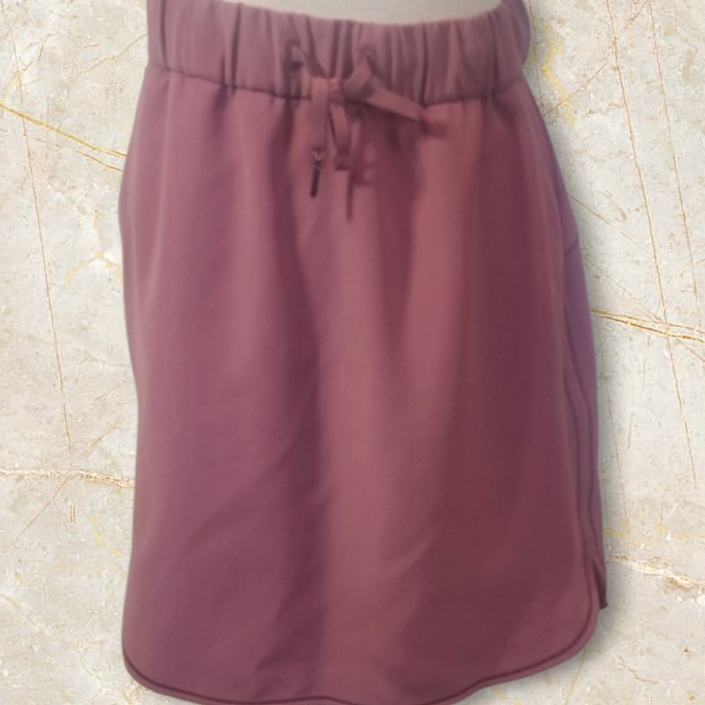Lululemon On The Fly Skirt, Misty Merlot
